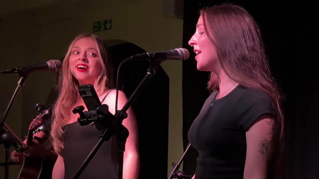 VIOLET - 04 - Ain't It Fun (Paramore) - 19Sep25 at Langdale Hall in Witney