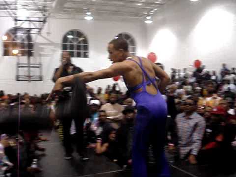 Ginger Miza Vs. Khan *Hot Battle*