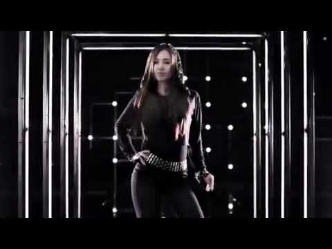 [MV ENG SUB] SNSD (소녀시대) Run Devil Run (런 데빌 런)