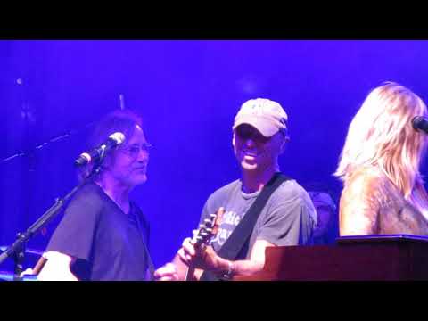 Grace Potter, Kenny Chesney & Jackson Browne - "Running On Empty" (Live at Grand Point North 2018)