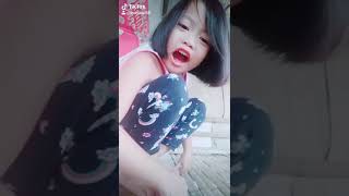 Butiki Daw Cia Hehehe Sa Bubong