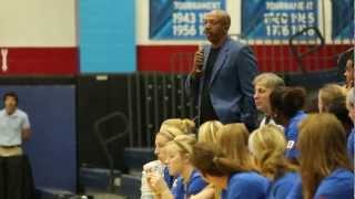 24 Hours: President Mark Emmert talks about the issue with agents