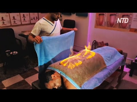 Огненный массаж по технике фараонов делают в Египте