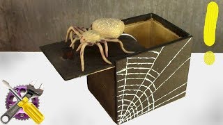 😱 DIY a SPIDER SCARE BOX