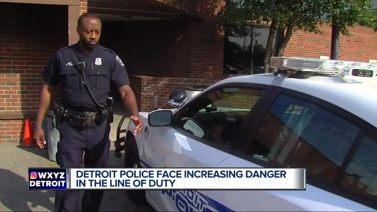 Detroit Police Face Increasing Danger In The Line Of Duty Youtube