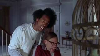 Straszny Film 2 Shorty Spina Się Do Papugi