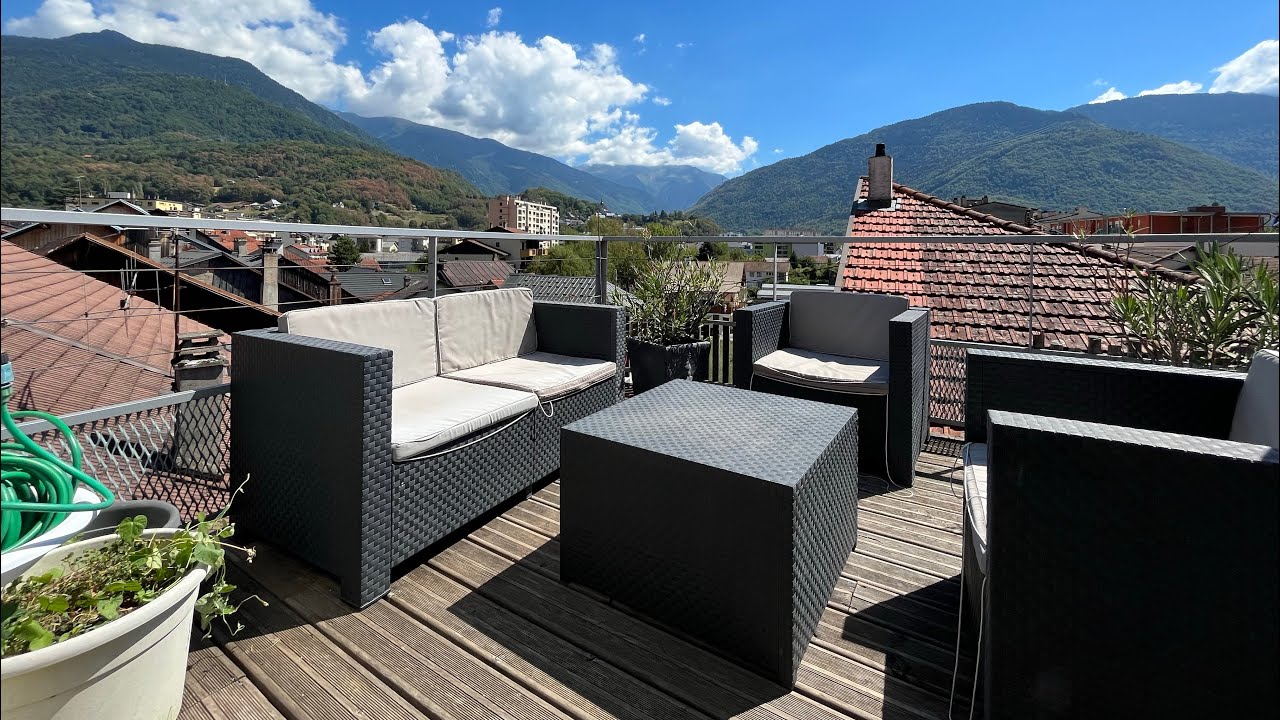 Missionary Cribs France Edition YouTube