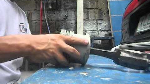 Installing the piston ring in the wrong way.