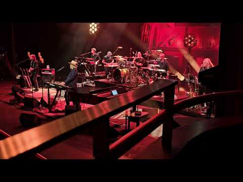 Daryl Hall - The Whole World Is Better  - Live - Orlando FL - 2024 Tour