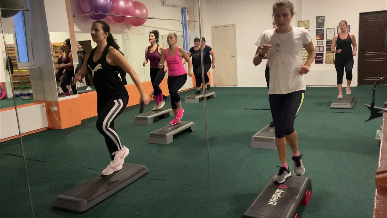 Функциональная тренировка со степом