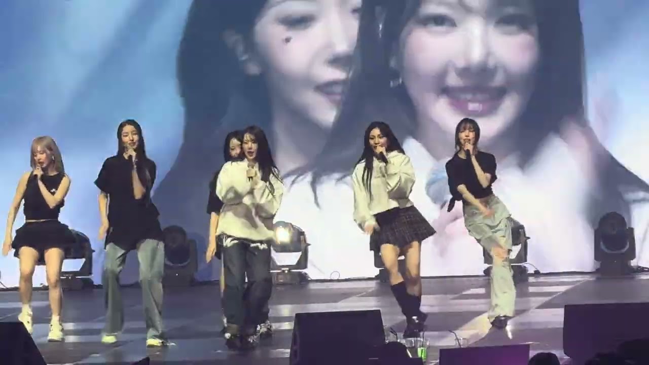 250117 GFRIEND 여자친구 - Glass Beads - Seoul, South Korea Season of Memories 2025 version Olympic Hall