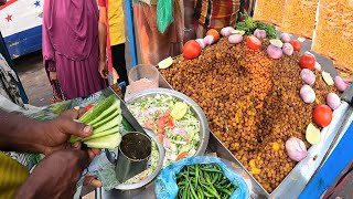 This Man Sells Extremely Clean Hot Chana Chaat Masala Extreme Knife Sills