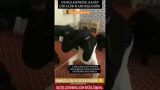 Dalga Geçen Çler Kemalist Eğitim Sisteminin Gençleri Getirdiği Nokta