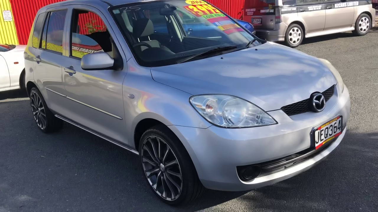 Mazda demio 1