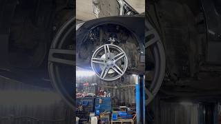 Audi Q5 снова на подъёмнике! Примерка дисков  #AudiQ5 #ПримеркаДисков #Тюнинг