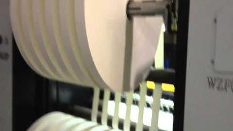 UTFQ1300 Automatic Jumbo Paper Roll Slitting Machine