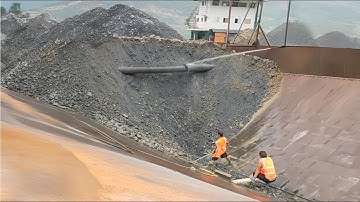 Barge unloads 3,000 tons of phosphate rock  Easy Video