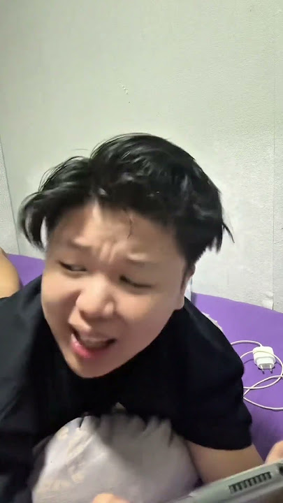 MAKSUT LU NGECAS HP KAN BRO? 🥺