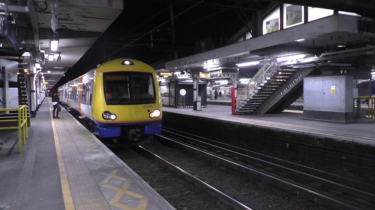 (HD) London Overground 172 & ROG 37608 dragging a Class 345 at Barking ...