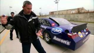 Michael Waltrip Racing Pit Crew Practice
