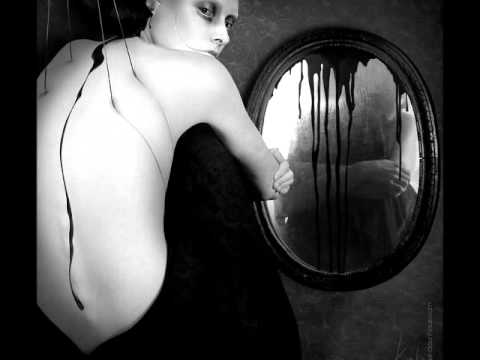 The Crowl ~ Placebo