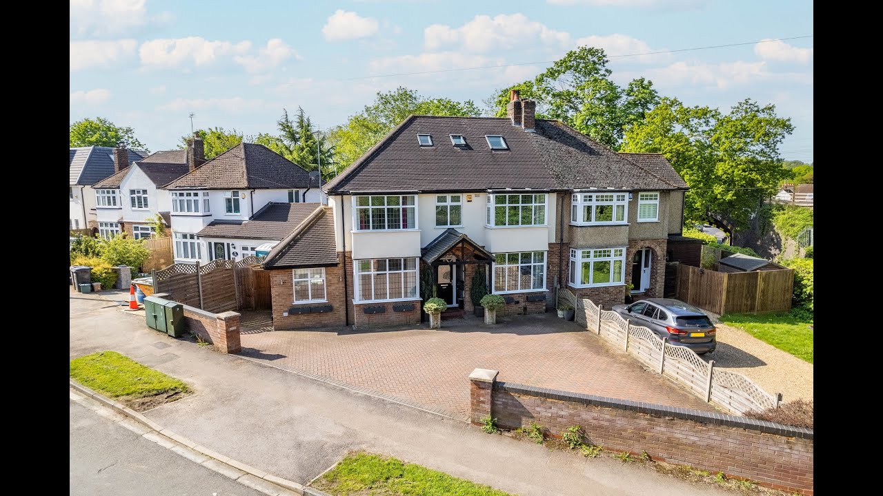 Meadow Walk, Harpenden YouTube