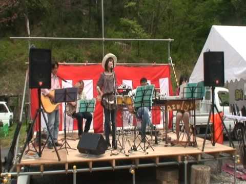 Azuly  崖の上のポニョ  2009年5月3日 in  山野草展（豊田市新盛町）