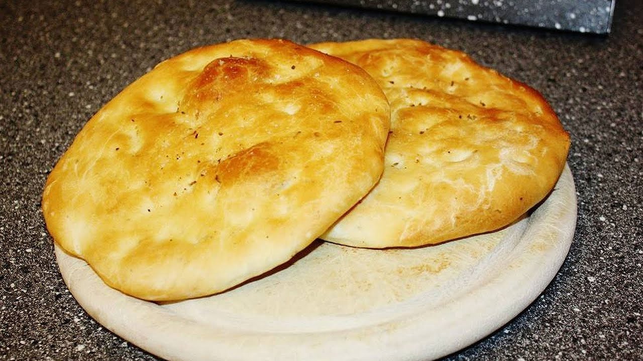 REZEPT: KLEINE PIZZA FLADENBROTE - universell einsetzbares Brot Rezept -  einfach selber machen