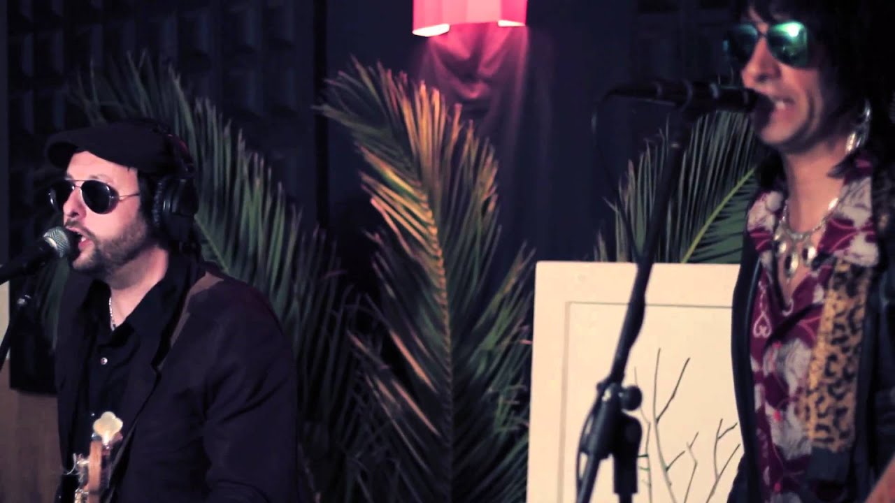 LOS TUPPER "SUZY IN THE NIGHTIME"  (Drive Sessions)