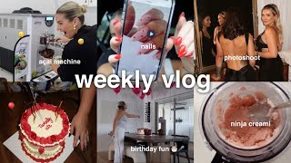 weekly vlog 💌 photoshoot, ninja creamy, office açai machine & nails