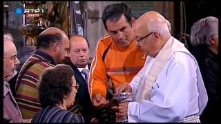 Emplastro vai à missa e deixa padres de boca aberta ao furar a fila