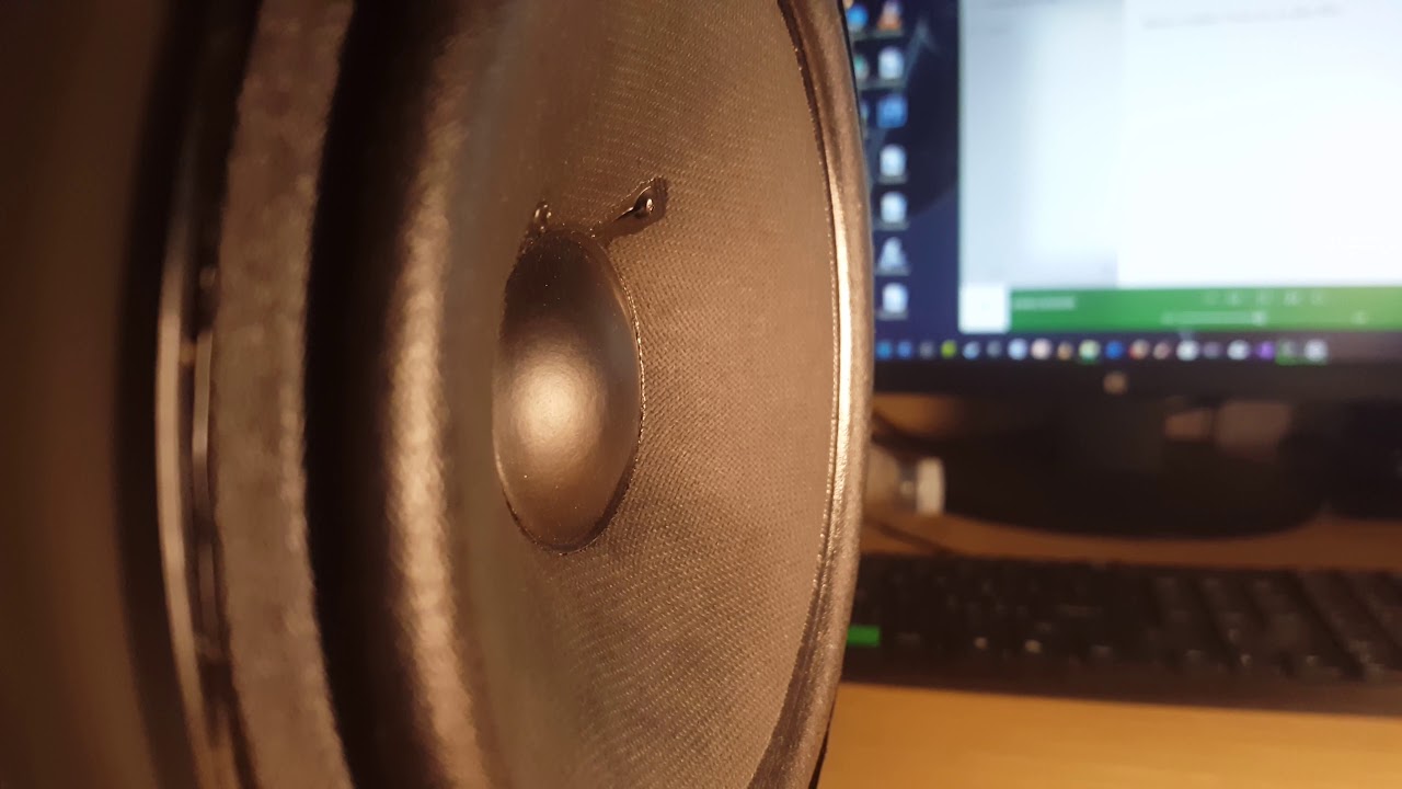 A Bass Session Test On A Kenwood Bookshelf Speaker Youtube