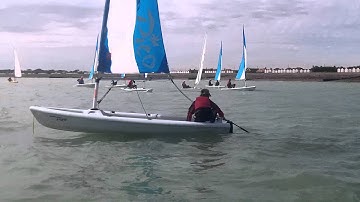 Worthing Sailing Club - Bug Club Week 2012 - Capsize recovery