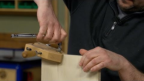 Woodworking Tip: Threaded Insert Installation