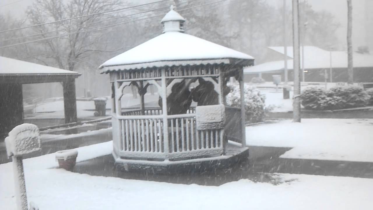 Snow in flatwoods job corps coeburn va. YouTube