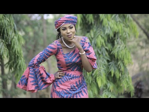 Hausa Song Latest Video Momme Gombe 2019