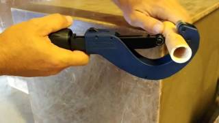 How To Use A Pipe Cutter - Capri Tools Review