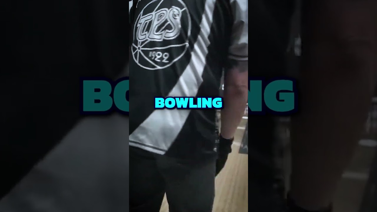 Streamer Saves A Bowling Alley From FIRE!