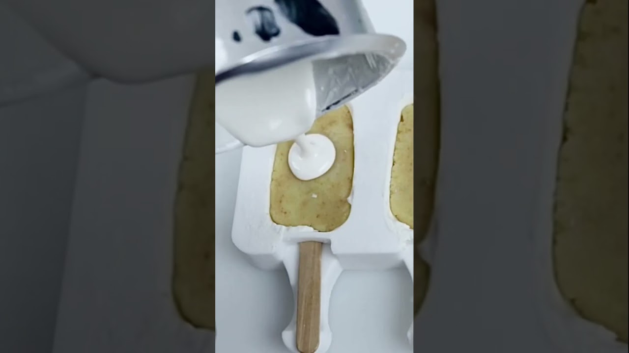 How to make Halloween cakesicles 