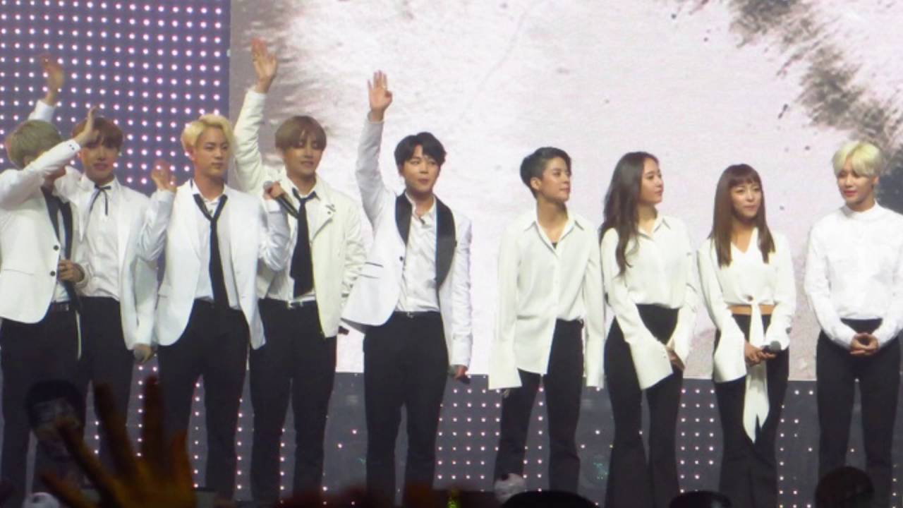 [Moment Pt.2] BTS V TaeHyung & f(x) KRYSTAL SooJung #VSTAL