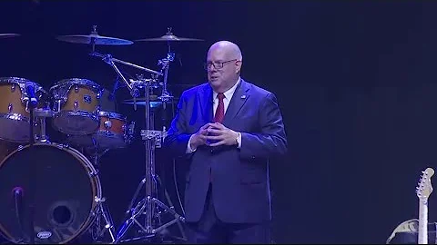 Larry Hogan hints about his political future and weighs on Trump's dinner