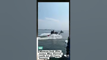 Momen kak Zita sama mas Verrel naik jet ski lucu Banget