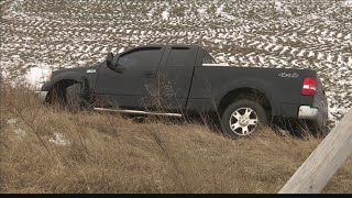 Icy conditions lead to wrecks and slide offs across Daviess County