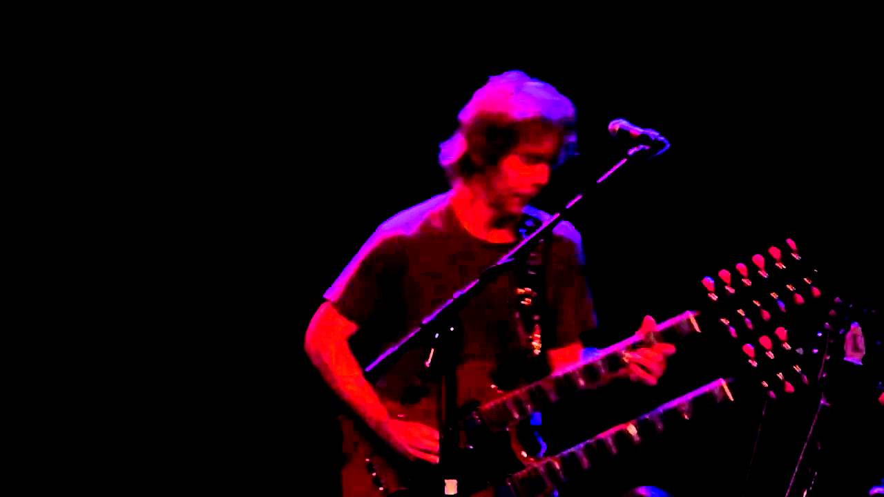 Tim Reynolds plays Kashmir on Gibson doubleneck guitar YouTube
