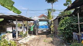 รถหกล้อดั้ม!!มาดูรถดั้มพ์ถอยเทดินทางแคบๆงานนี้ต้องใช้ฝีมือกันหน่อย?? Dump Truck Thailand