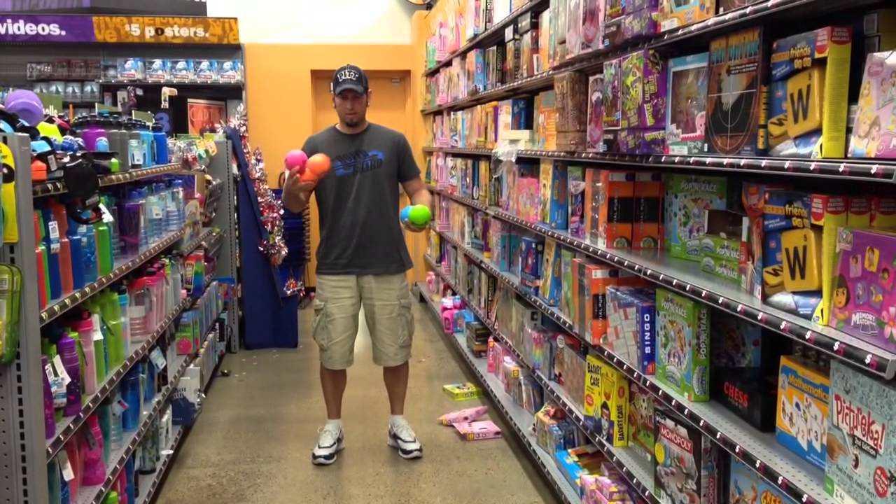 Bounce juggling 5 balls at 5 Below YouTube