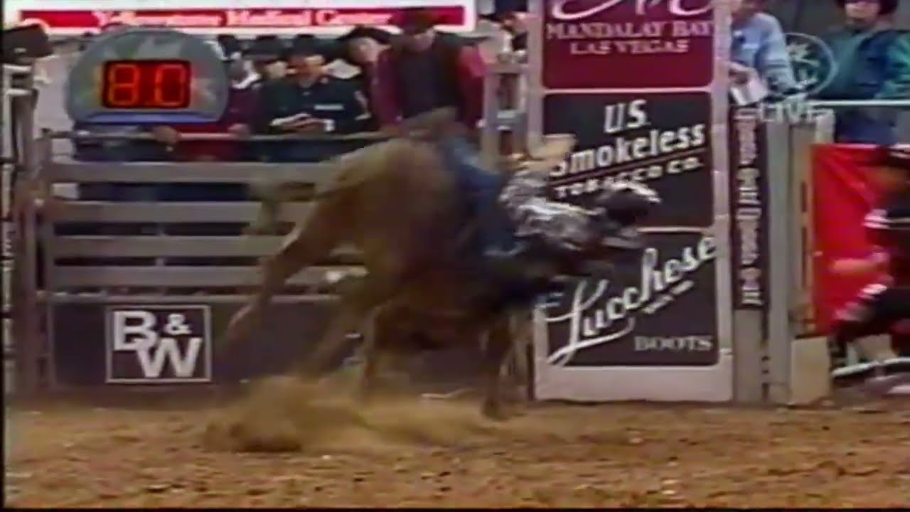 Andre Moraes vs Spinnerbait - 04 PBR Billings (86 pts)