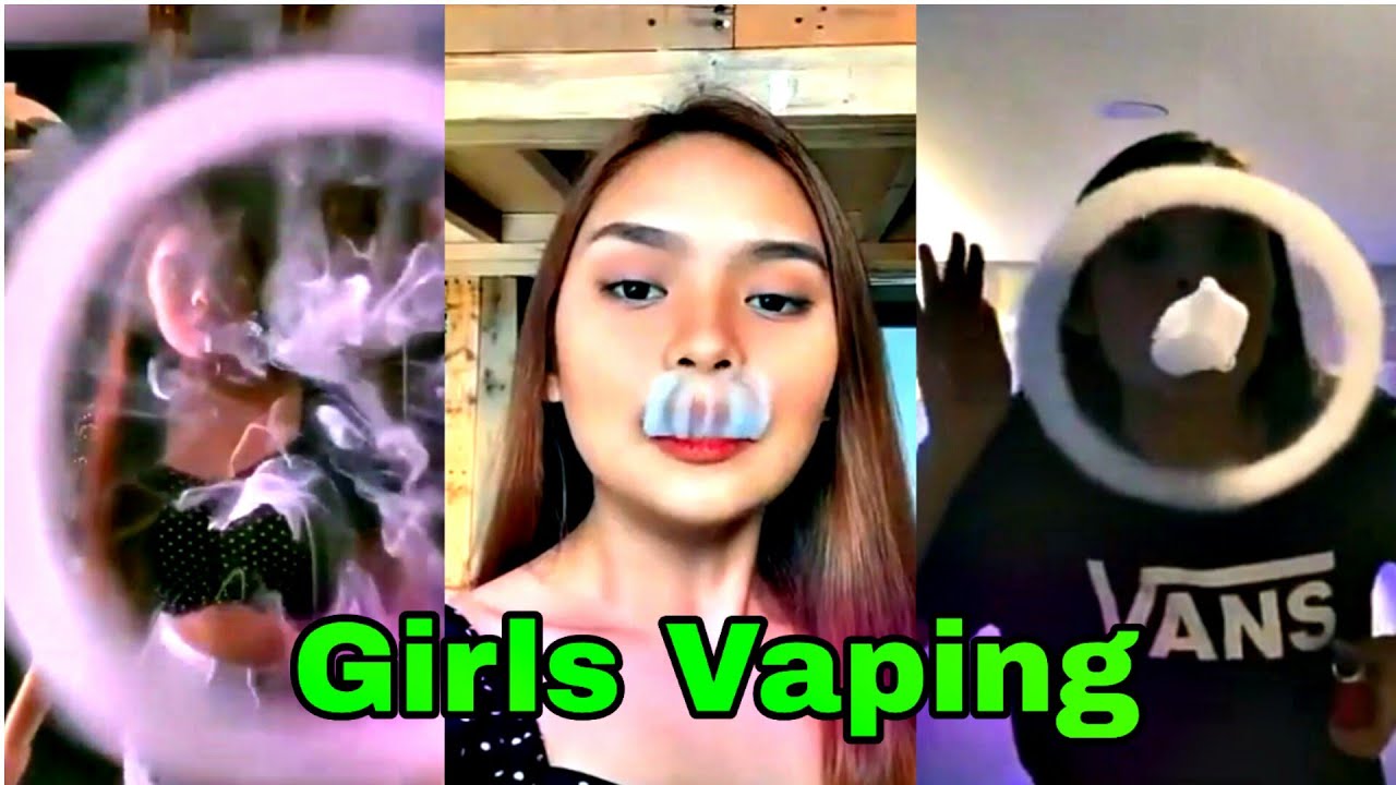 GIRLS VAPING 🙂