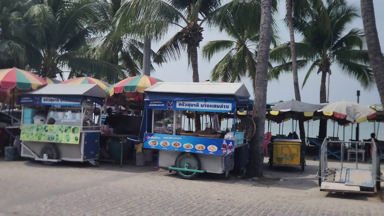 See Bang Saen Beach 🇹🇭.