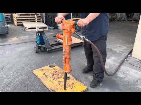 APT American Pneumatic Tools Jackhammer Breaker 90 lbs